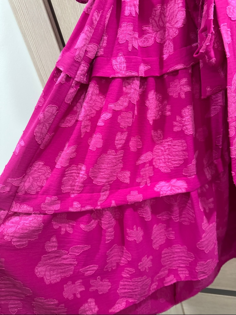 The Pioneer Women Festive
Fuchsia 3/4 sleeve Tiered Ruffle midi dress - Picture 4 of 9